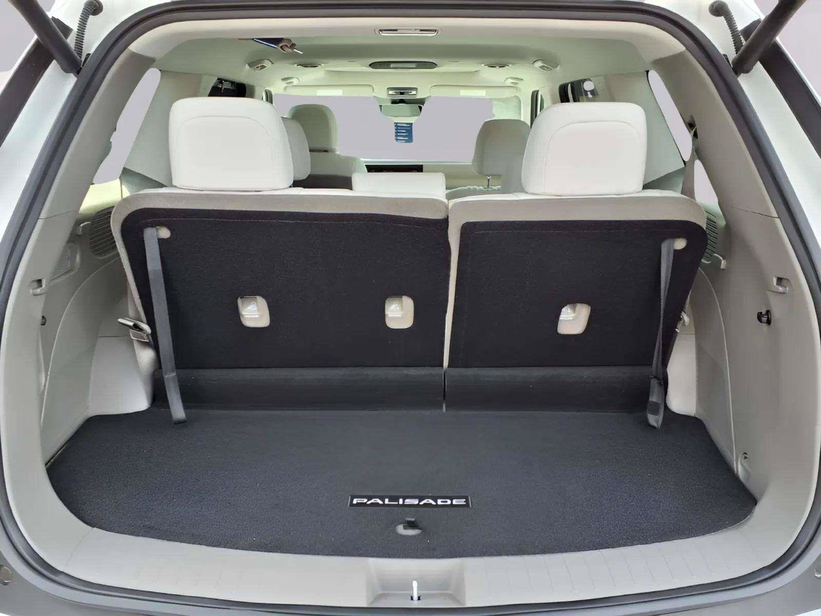 Certified 2026 Hyundai Palisade SEL FWD image 9