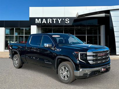 New 2024 GMC Sierra 1500 SLE w/ Preferred Package