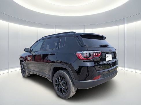 New 2026 Jeep Compass Latitude AWD/4WD image 6
