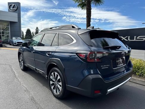 Used 2024 Subaru Outback Touring AWD/4WD image 3