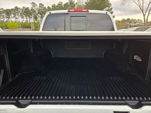 Used 2018 Nissan Frontier SV image 26