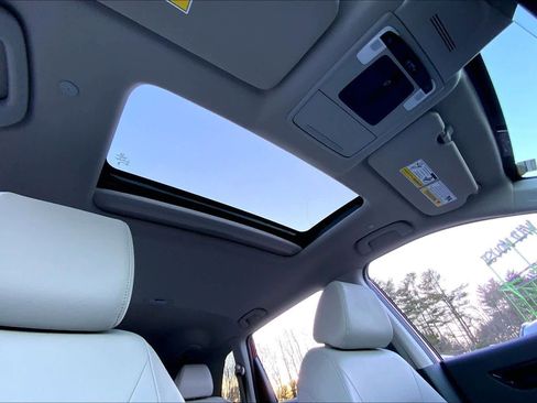 Used 2026 Honda CR-V EX-L image 13