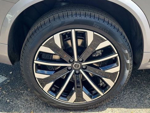 New 2026 Volvo XC90 B5 Core w/ Protection Package Premier AWD/4WD image 3
