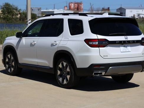 New 2026 Honda Pilot Elite image 6