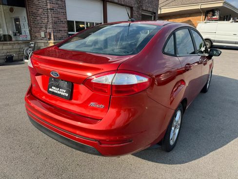 Used 2019 Ford Fiesta SE FWD image 14