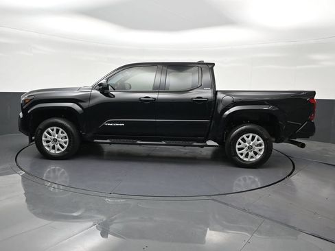 Used 2025 Toyota Tacoma SR5 RWD image 2