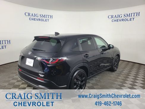 Used 2023 Honda HR-V Sport image 5
