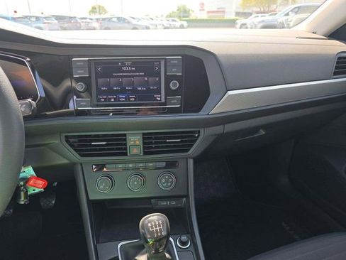 Used 2023 Volkswagen Jetta S FWD image 5