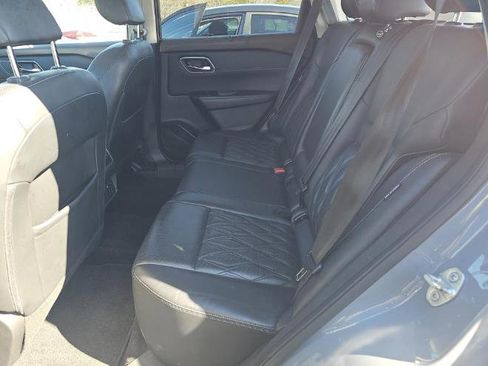 Used 2021 Nissan Rogue Platinum image 4