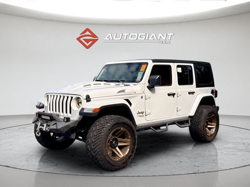 Used 2020 Jeep Wrangler Unlimited Sport S AWD/4WD image 3