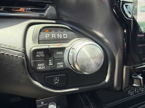 Used 2025 RAM 1500 Limited AWD/4WD image 25