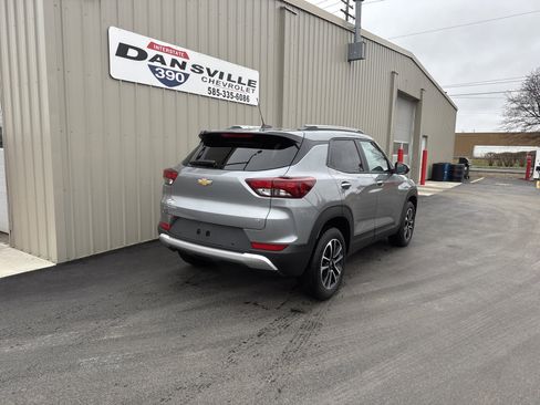 Used 2026 Chevrolet TrailBlazer LT w/ LT Cold Weather Package image 3