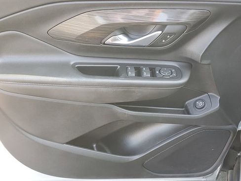 Certified 2022 GMC Terrain SLE w/ Driver Convenience Package FWD image 15