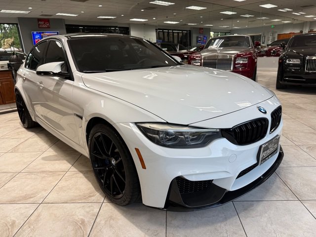 Used 2018 BMW M3 RWD image 2
