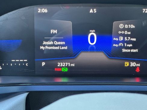 Used 2023 Volkswagen Taos SE image 27