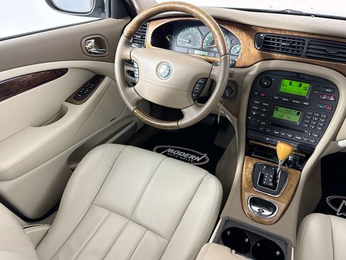 Used 2003 Jaguar S-TYPE 4.2 RWD image 31