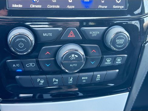 Used 2021 Jeep Grand Cherokee Trackhawk AWD/4WD image 16