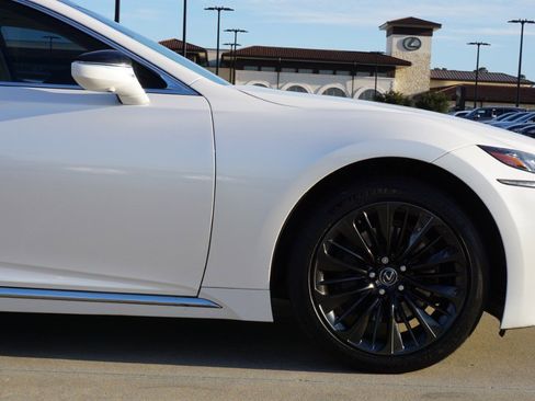 Used 2018 Lexus LS 500 AWD w/ Luxury Package image 8