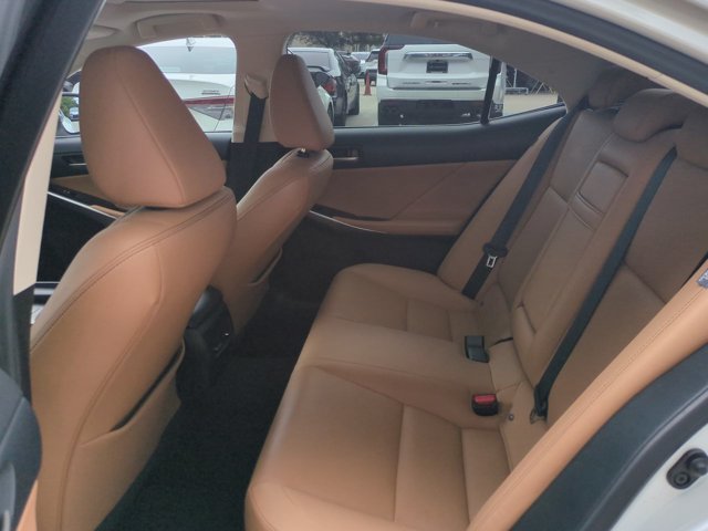 Used 2017 Lexus IS 200t RWD image 13