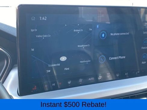 Used 2023 Ford Escape Platinum image 11