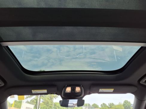 Used 2024 Volvo XC90 T8 Ultimate image 15