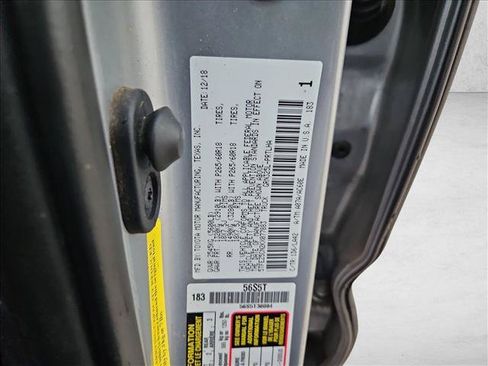 Used 2019 Toyota Tacoma Limited RWD image 21