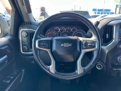 Used 2021 Chevrolet Silverado 1500 RST image 15