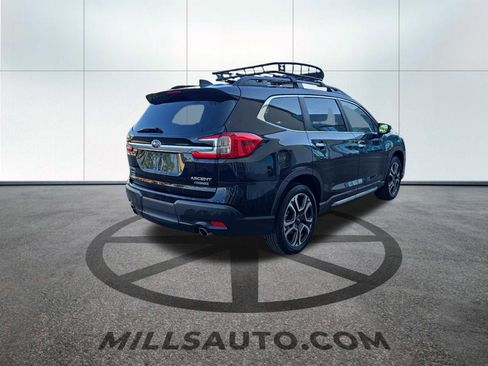 Used 2025 Subaru Ascent Touring w/ Popular Package #2 AWD/4WD image 4