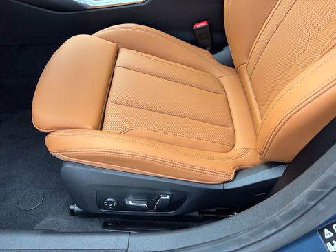 New 2026 BMW 330i xDrive Sedan w/ Premium Package AWD/4WD image 14
