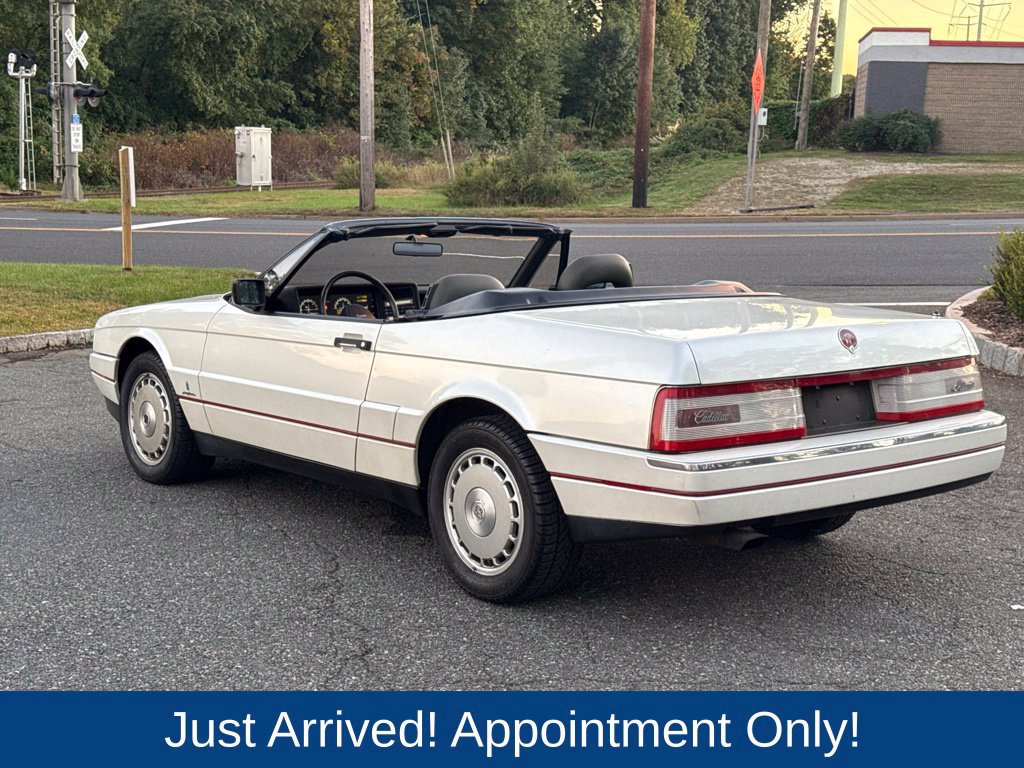 Used 1989 Cadillac Allante FWD image 5