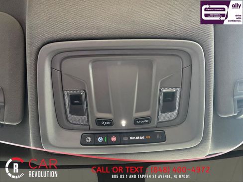 Used 2023 Chevrolet Silverado 2500 LT AWD/4WD image 12