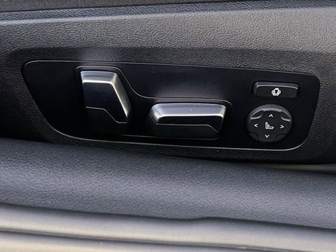 Used 2023 BMW M850i xDrive Coupe image 26