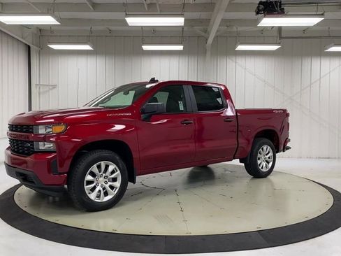 Used 2022 Chevrolet Silverado 1500 Custom AWD/4WD image 4