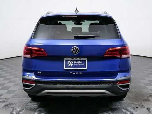Certified 2023 Volkswagen Taos SE w/ Black Wheel Package image 24