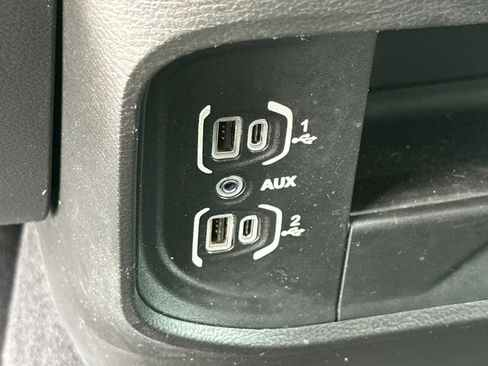 Used 2021 RAM 2500 Tradesman image 33