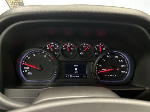 Used 2022 Chevrolet Silverado 1500 Custom image 14