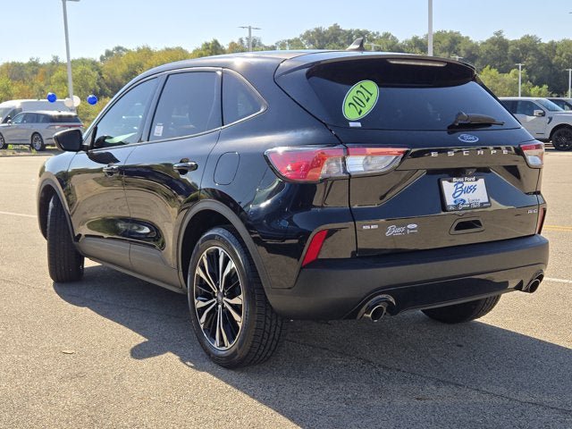 Used 2021 Ford Escape SE w/ SE Sport Appearance Package AWD/4WD image 13