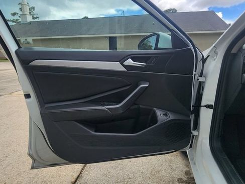 Used 2025 Volkswagen Jetta S FWD image 10