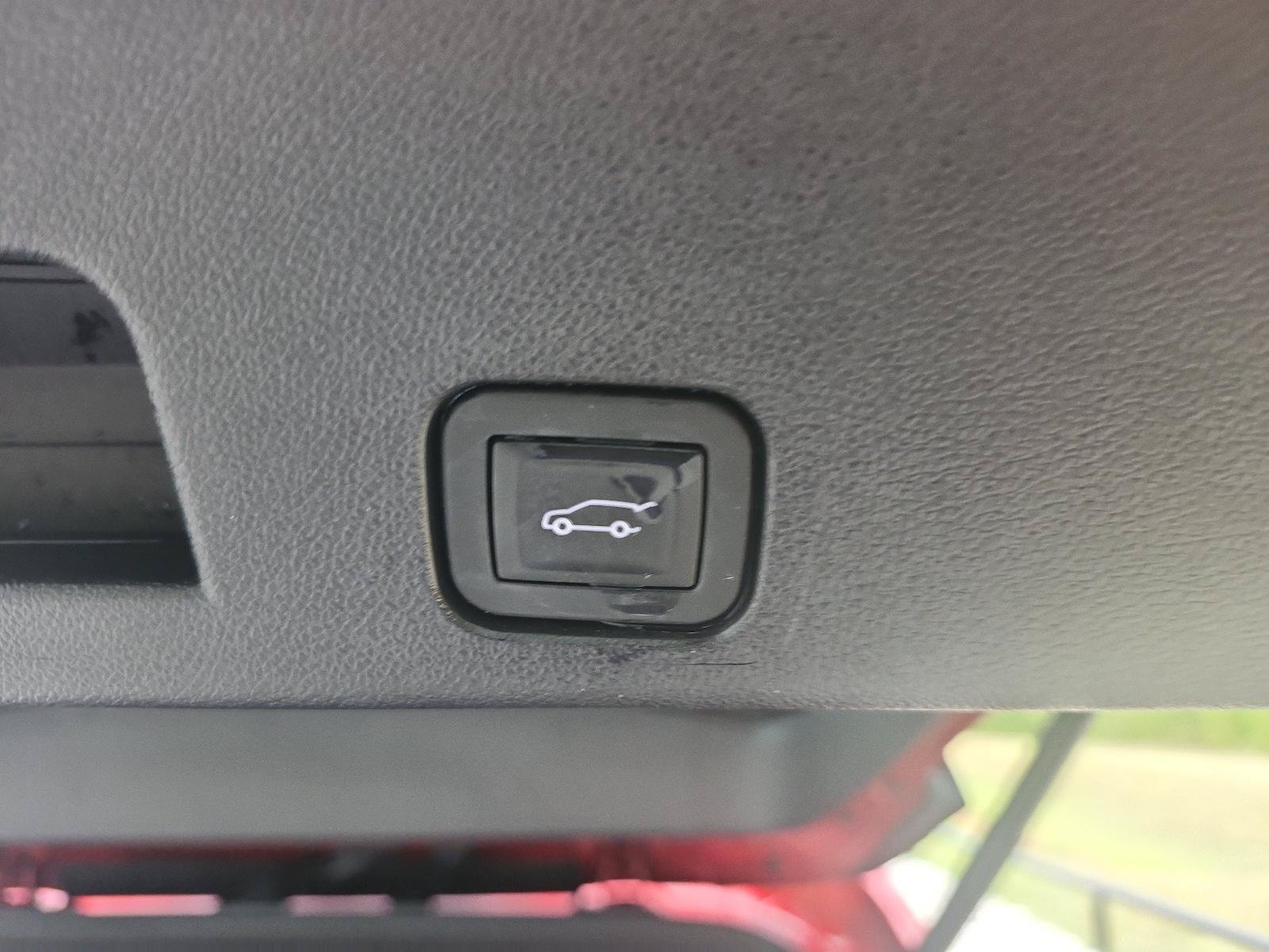 Certified 2026 GMC Acadia Denali Ultimate FWD image 7