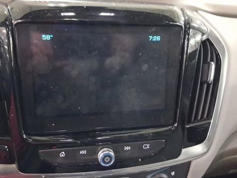 Used 2019 Chevrolet Traverse Premier w/ Driver Confidence II Package FWD image 11