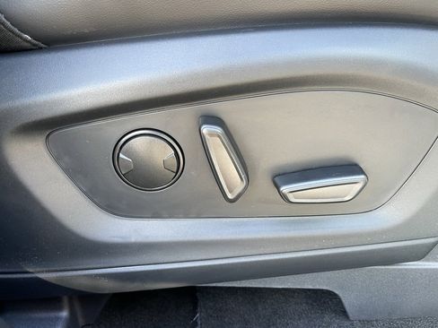 New 2026 Ford Explorer ST-Line w/ ST-Line Street Pack image 60