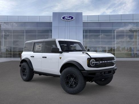 New 2026 Ford Bronco Badlands image 7