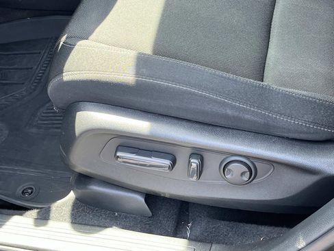 Used 2023 Honda CR-V EX image 29