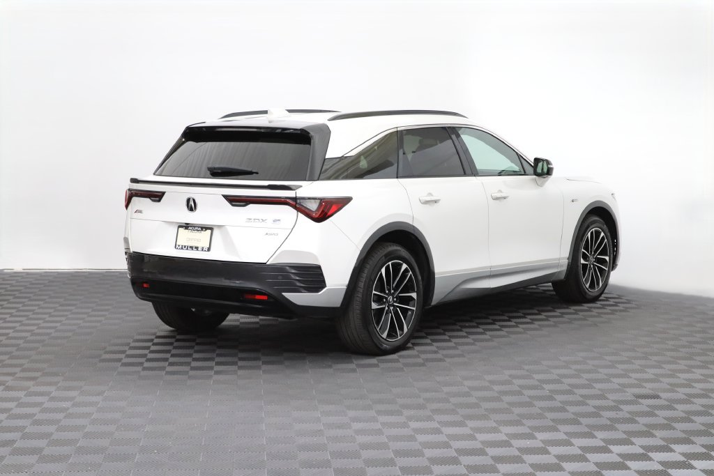 Used 2024 Acura ZDX A-Spec AWD/4WD image 9