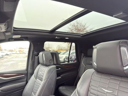 Used 2021 Cadillac Escalade Sport Platinum image 15