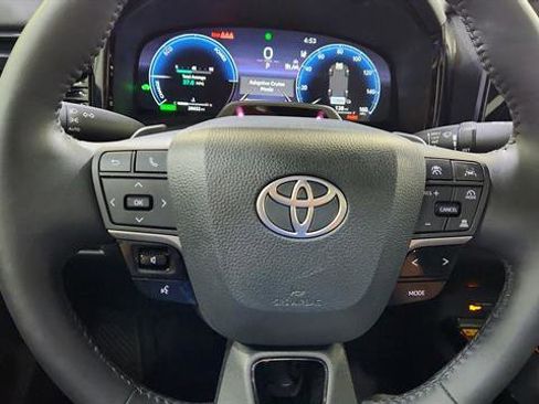 Used 2025 Toyota Camry XSE w/ Premium Plus Package image 16