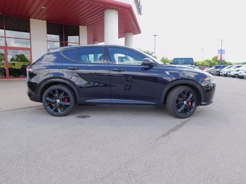 New 2024 Dodge Hornet R/T Plus w/ Track Pack image 10