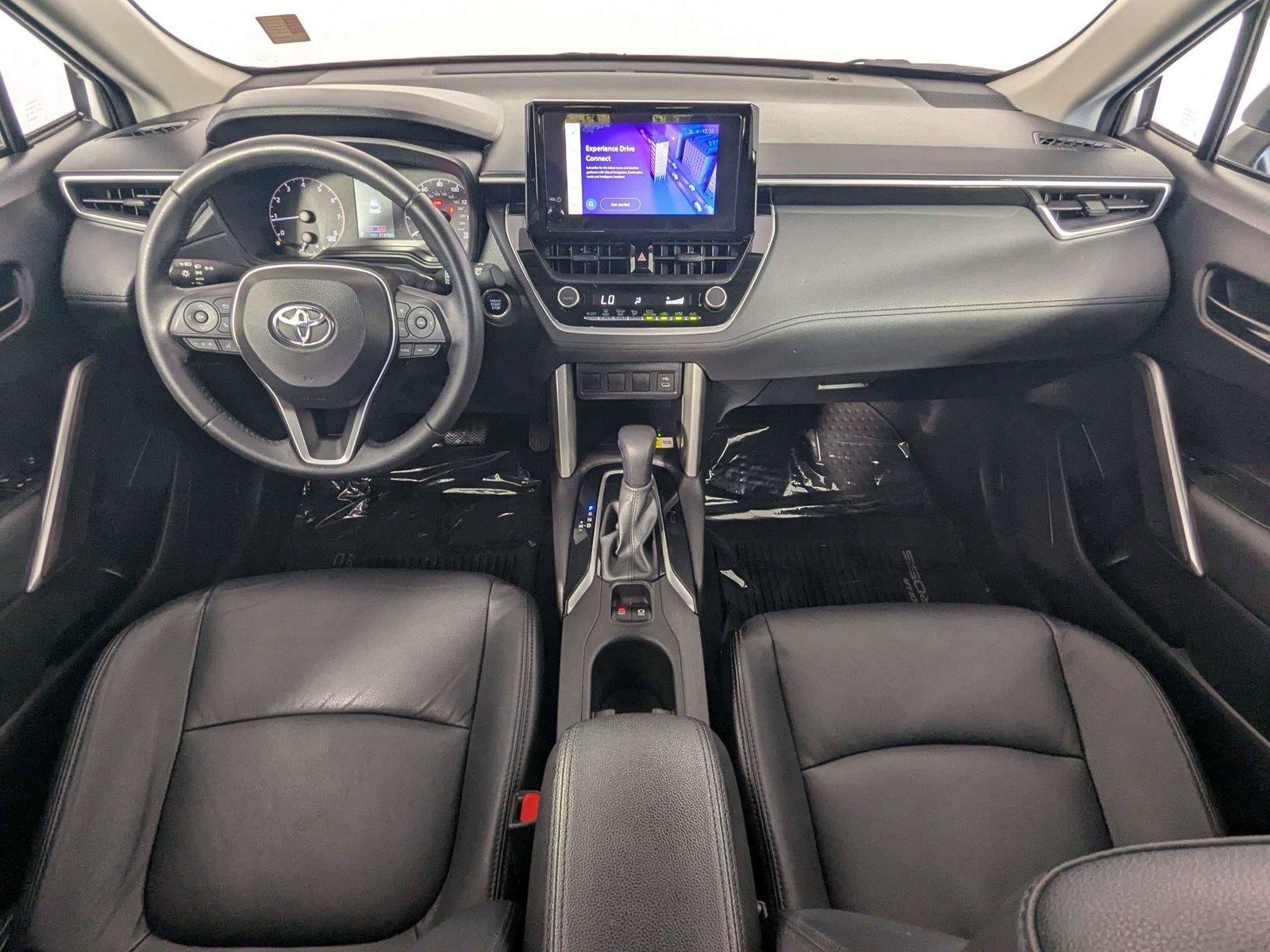 Certified 2023 Toyota Corolla Cross LE FWD image 36