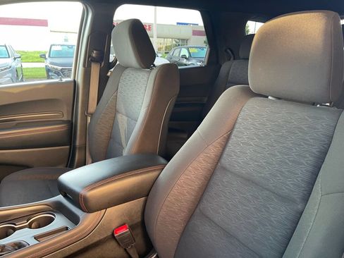 Used 2025 Dodge Durango GT AWD/4WD image 6