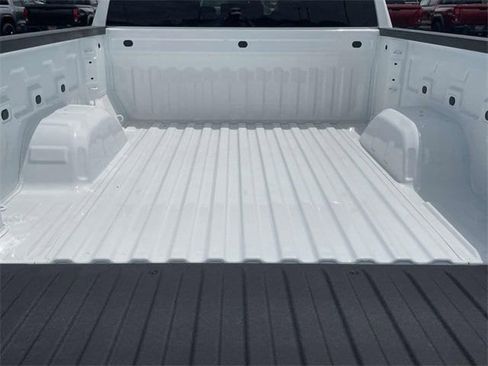 New 2025 GMC Sierra 1500 Elevation image 8